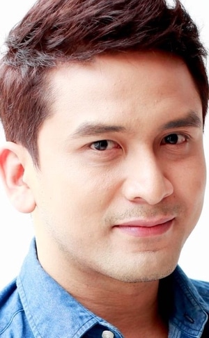  M Apinan