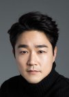 Eddie Kim [Tae Sul's friend / Co-founder of Quantum & Time]